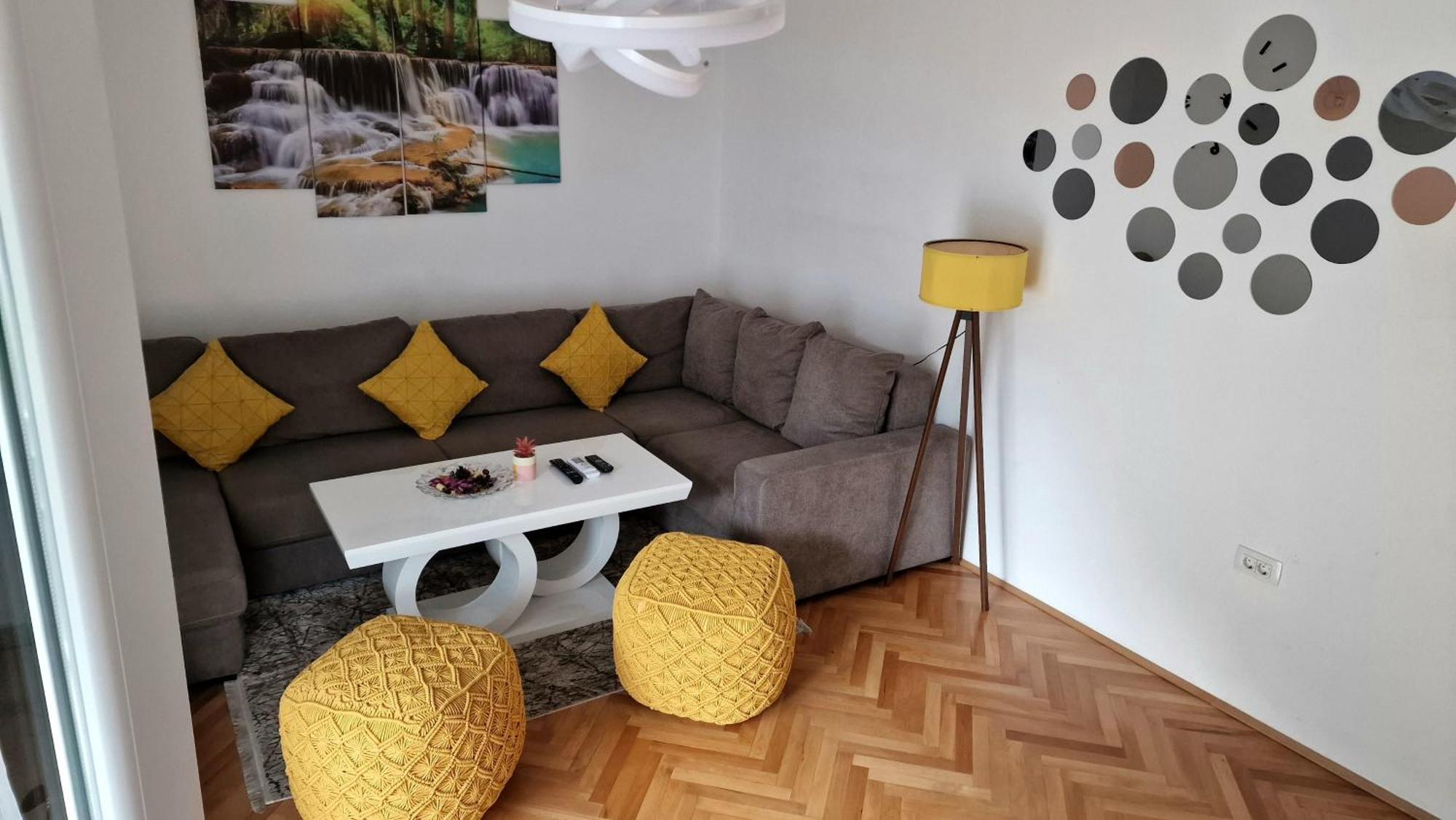 דירות פלוזינה Lux Apartman Casablanca מראה חיצוני תמונה